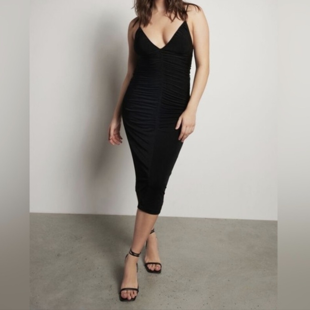 Dynamite | ruched bodycon midi
